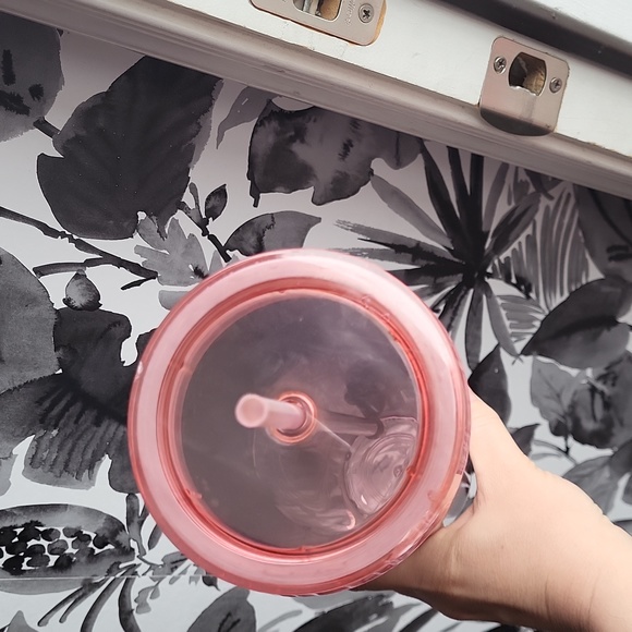 Starbucks tumbler - Picture 2 of 2